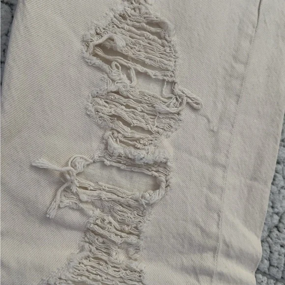 Aeropostal Cream 90’s woman’s NEW! Jeans - Picture 3 of 9